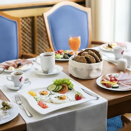 Hotel Arcotel Castellani - Nahe Stadtzentrum 4*